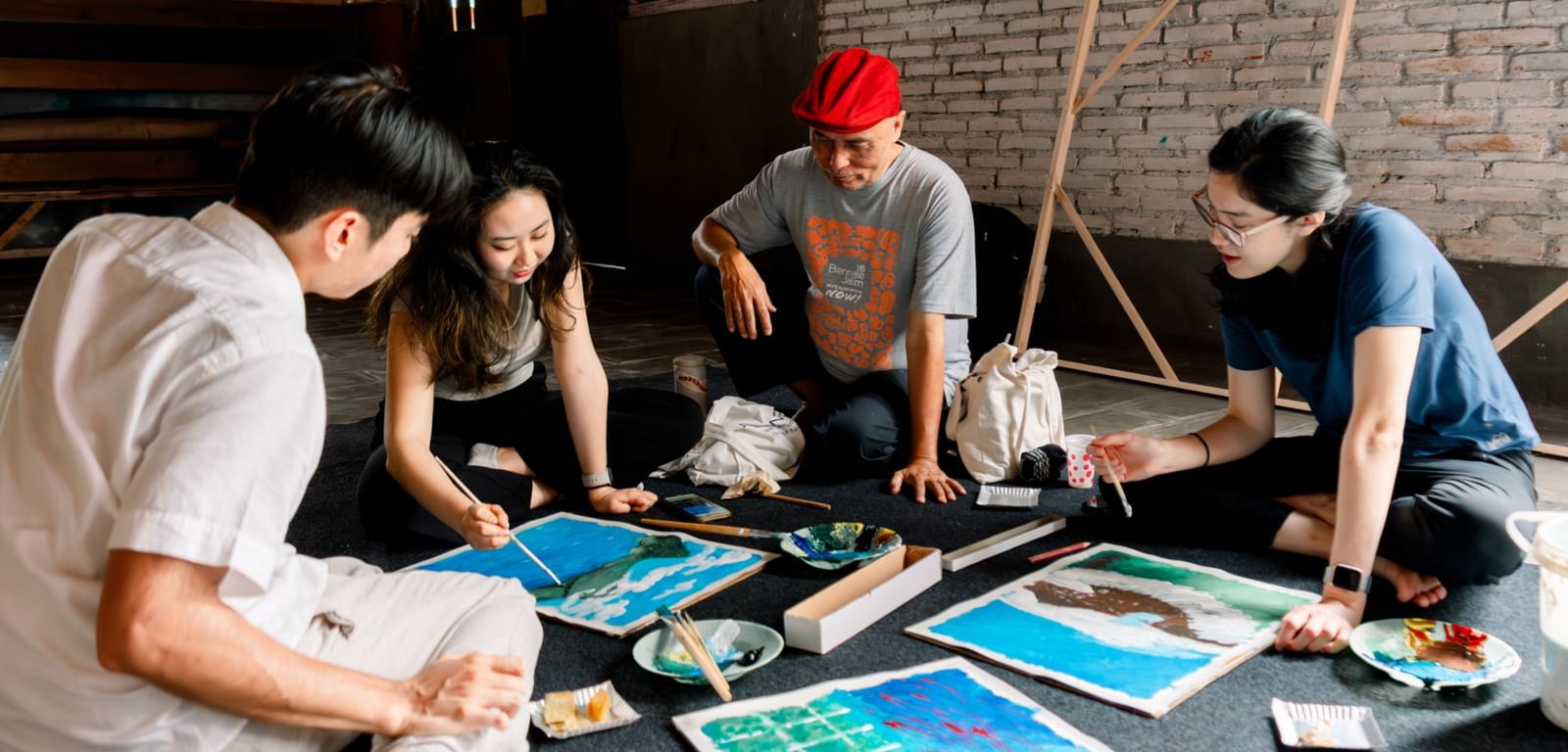 Alumni FAQ Header Indonesia 2025